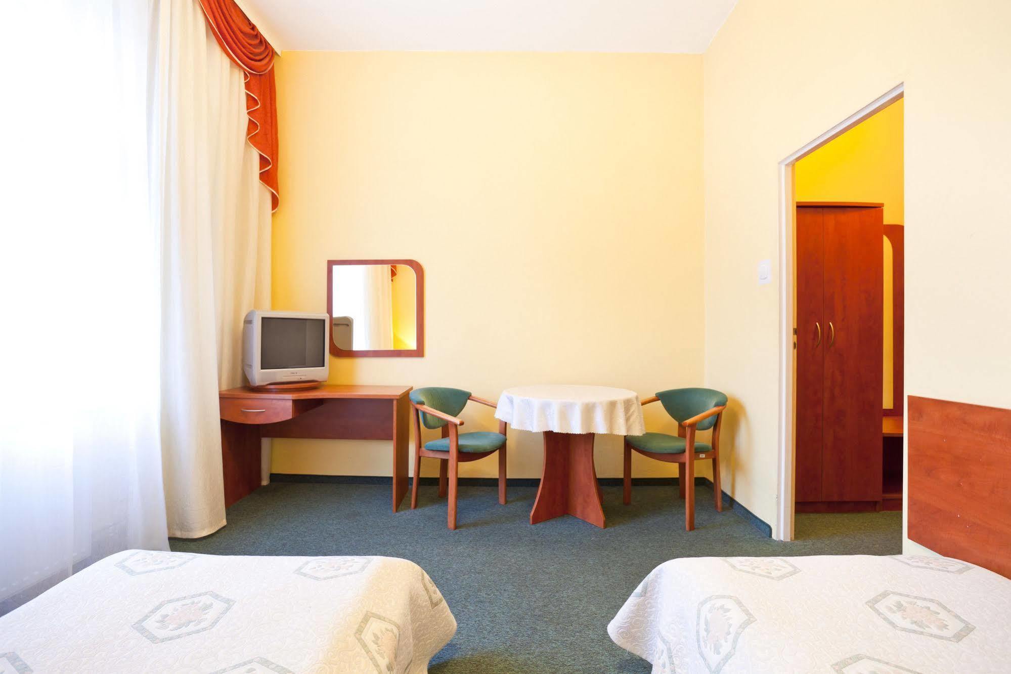 Hotel Kapitan Szczecin Exteriör bild